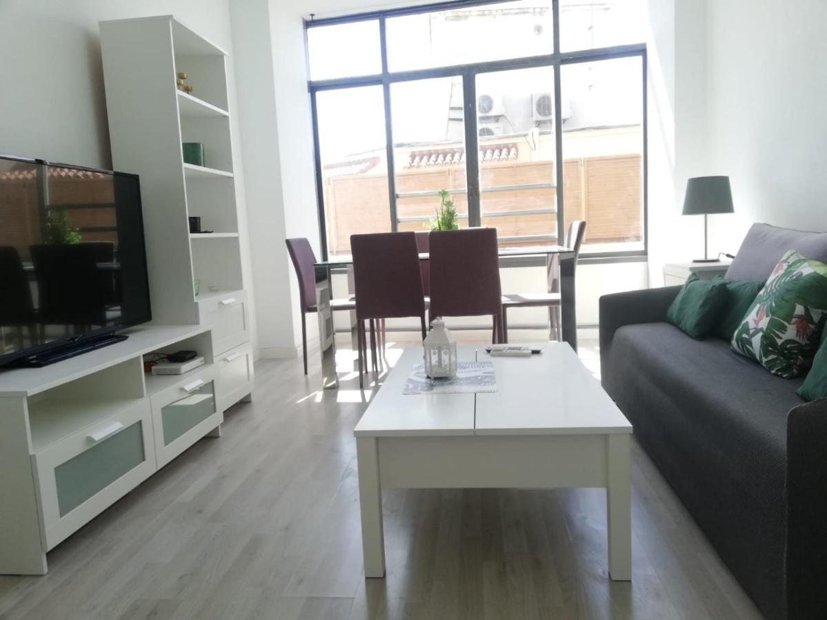 Apartamento Con Encanto 'Larios Luxy' Apartment Malaga Luaran gambar