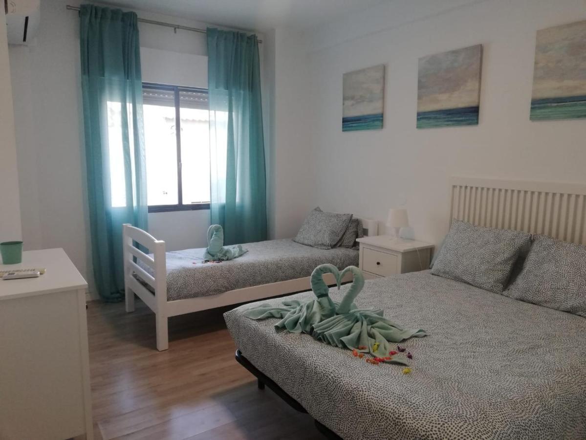 Apartamento Con Encanto 'Larios Luxy' Apartment Malaga Luaran gambar