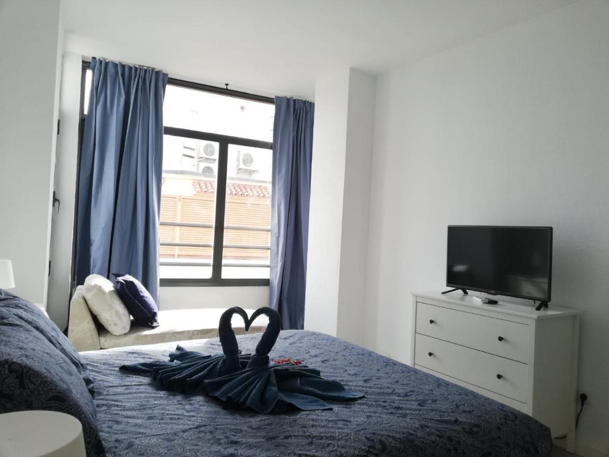 Apartamento Con Encanto 'Larios Luxy' Apartment Malaga Luaran gambar