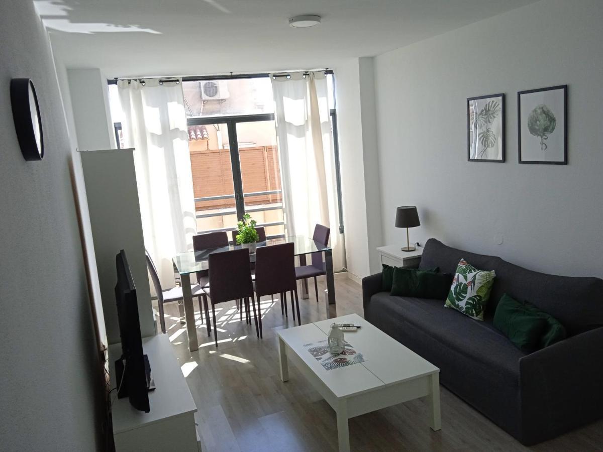 Apartamento Con Encanto 'Larios Luxy' Apartment Malaga Luaran gambar