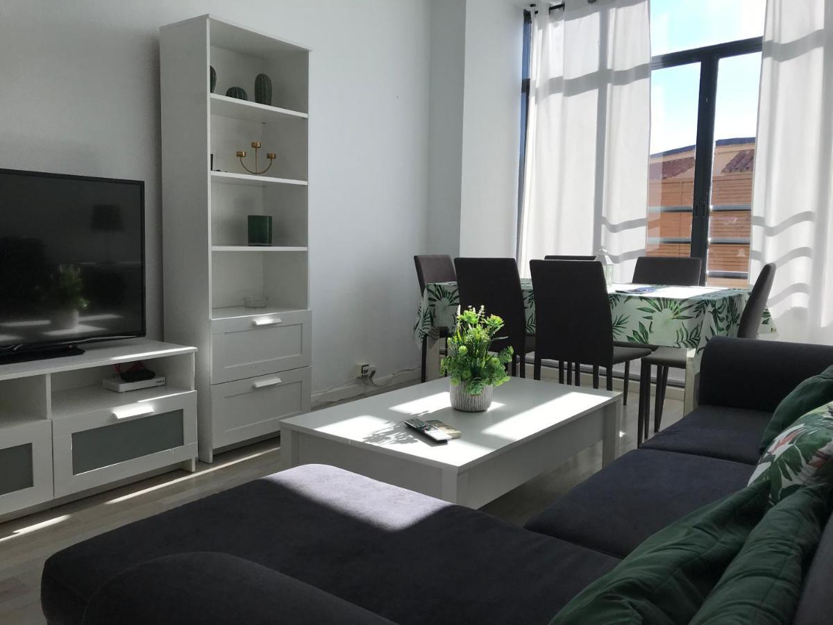 Apartamento Con Encanto 'Larios Luxy' Apartment Malaga Luaran gambar