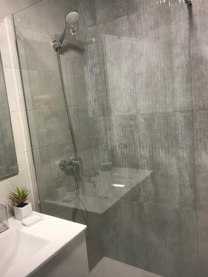 Apartamento Con Encanto 'Larios Luxy' Apartment Malaga Luaran gambar